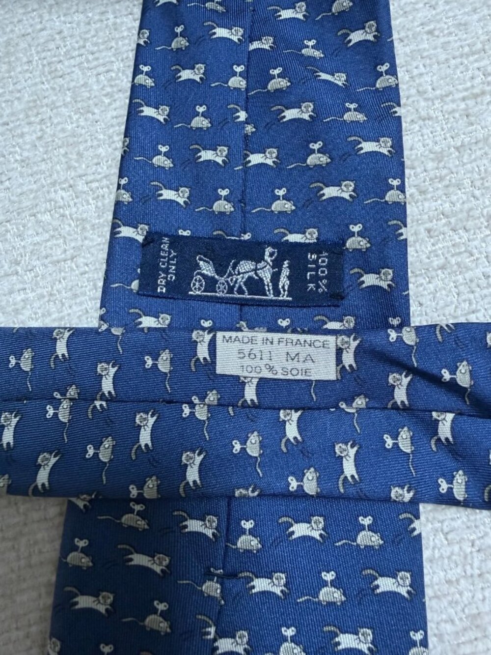 RARE HERMÈS 5611 MA Blue Silk Tie Cats & Wind-Up Mice Novelty Made in France